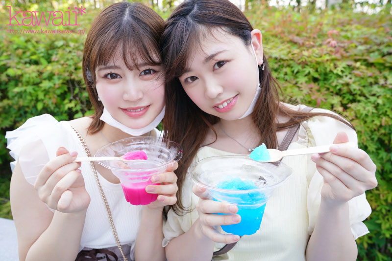 幼馴染3人で5年ぶりにデート。そのままホテルで… アオハルを取り戻すように三位一体になって超密着サンドイッチされバカみたいに中出ししまくった人生で一番最高な1日 - Image 3