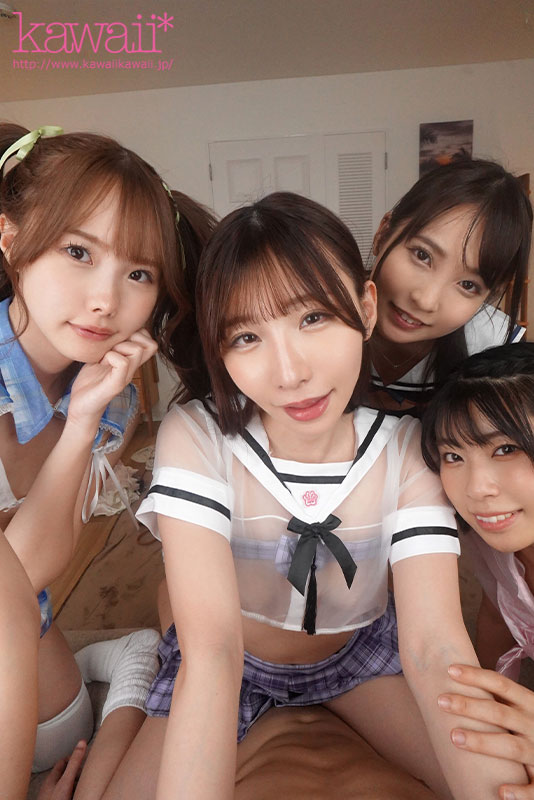 彼女も彼女の親友も超人気店のNO.1ピンサロ嬢！？ ピンサロ制服でハーレムフェラ～お店じゃ絶対NGの本サロ５P ＜おうちピンサロVR＞ - Image 10