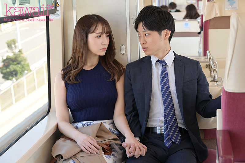 長期出張で離れ離れになるエッチ大好き彼女と誓い合った３ヶ月の禁欲 待ち焦がれた再会直後のSEX中毒になるほど没入した人生で最高に気持ちよかった絶倫無双中出しSEX - Image 2