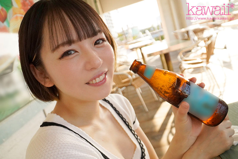 10年間彼氏がいない！？ 現役アイドルAV女優西元めいさと酔ってハメてすっぴん姿でめちゃくちゃ中出ししまくった 何でもありの生ハメ性交ドキュメント - Image 2