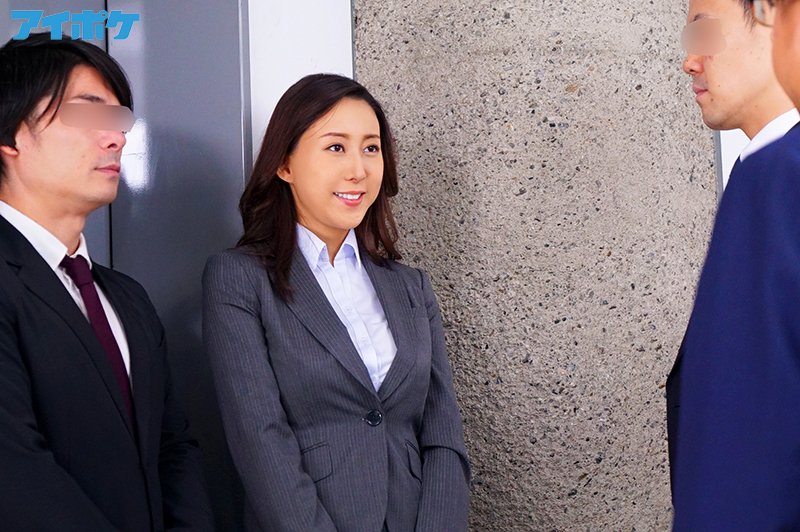 出張先相部屋NTR　絶倫の部下に一晩中何度も中出しされた巨乳女上司 - Image 2
