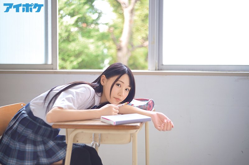 ねぇねぇエッチしちゃう？ めちゃカワ制服美少女とパコパコ学園性活 - Image 2
