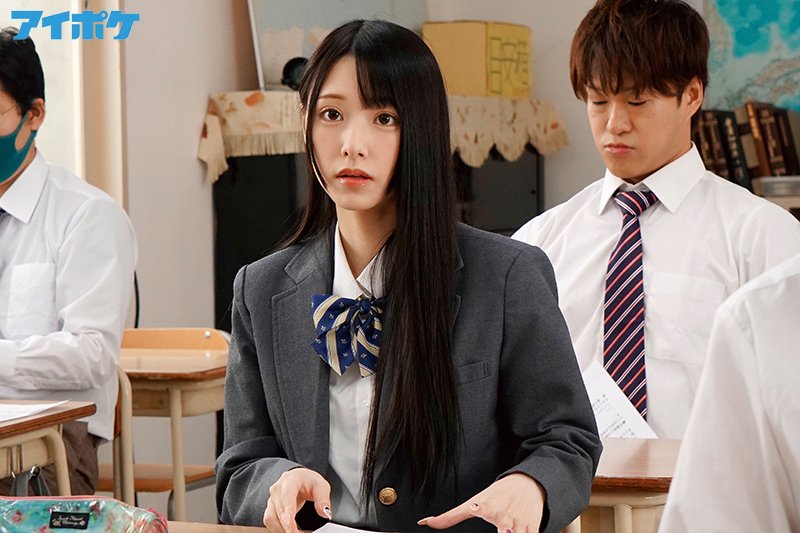 ねぇねぇエッチしちゃう？ めちゃカワ制服美少女とパコパコ学園性活 - Image 3