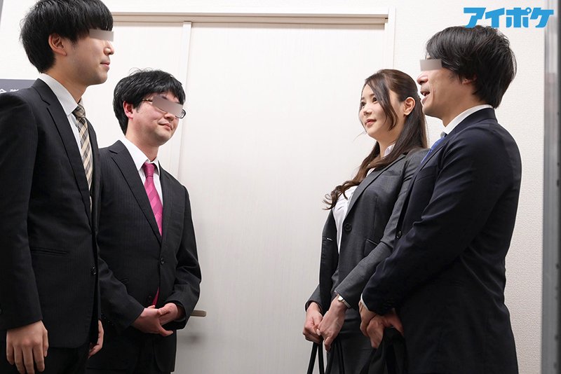 出張先相部屋NTR　絶倫の上司に一晩中何度もイカされ続けた美人女子社員 - Image 2