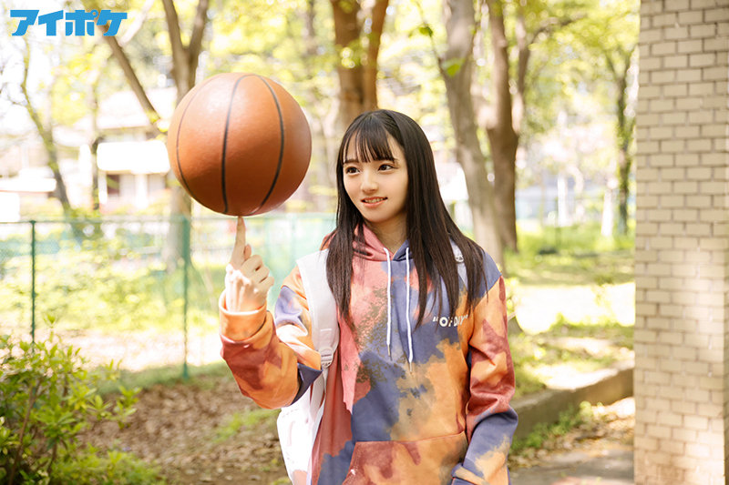 「青春終わらないで」 部活と恋愛に学生生活を捧げた18歳のちょっぴりクールなバスケ美少女AVデビュー 葵爽 - Image 12
