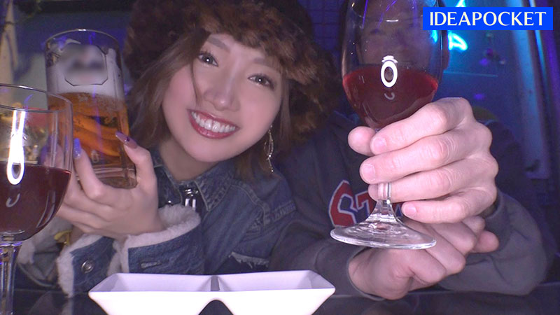 イッキできたらヌイてあげる ハシゴ酒でカラミ酒！飲み屋で逆ナン！その場でコリコリ！酔うと乳首とチ◯ポを犯したくなるビッ痴お姉さんのM男お持ち帰りベロ酔いチクパコ性交 - Image 3