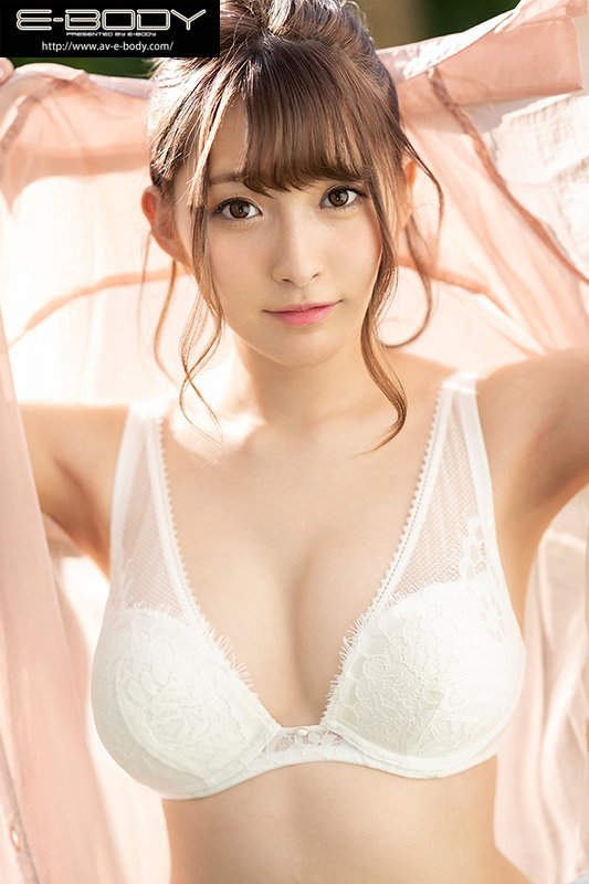 「だってエッチが好きなんだもん」美白巨乳のメチャ可愛アパレル店員 衣吹かのん 19歳AVデビュー - Image 11
