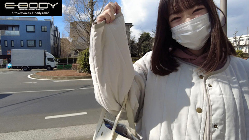 初めて出来た彼女を脱がしたら…着衣から想像できない物凄いスリム美巨乳 大興奮の僕は性欲尽きるまでハメまくった - Image 2