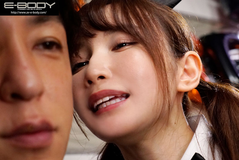 【痴女大学生と夢の中出しハロウィンパーティー】ぷり尻&amp;アナル丸出しコスでパコってくる肛門ヒクヒク美尻ビッチお姉さん - Image 2