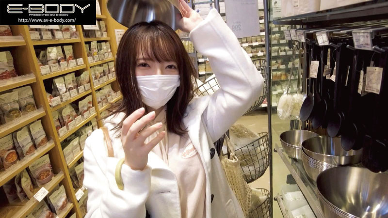 初めて出来た彼女を脱がしたら…着衣から想像できない物凄い色白美巨乳 大興奮の僕は性欲尽きるまでハメまくった5タイトルコンプリートBEST - Image 4
