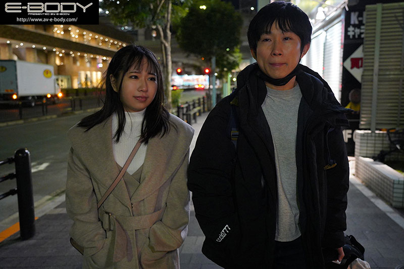 コミケ帰り相部屋NTR ラブホのコスプレレンタルで逆バニーを着たら友人に襲われ浮気中出しセックスに明け暮れた年末の夜 - Image 8