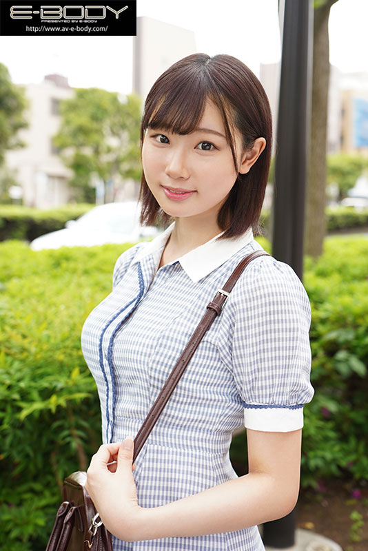 見た目は清楚、中身はどスケベ 身長170cm B90cm（F） H96cm 8頭身お嬢様 AVデビュー - Image 5
