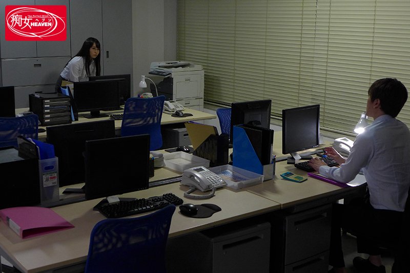 &lt;深夜の残業オフィス&gt;地味だと思ってた後輩（枢木さん）に突如痴女られた僕は、朝まで、何度も、中出しさせられて... - Image 11