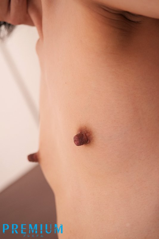 乳首ビンビン うぶお姉さん　生まれて初めての中出し解禁 - Image 4
